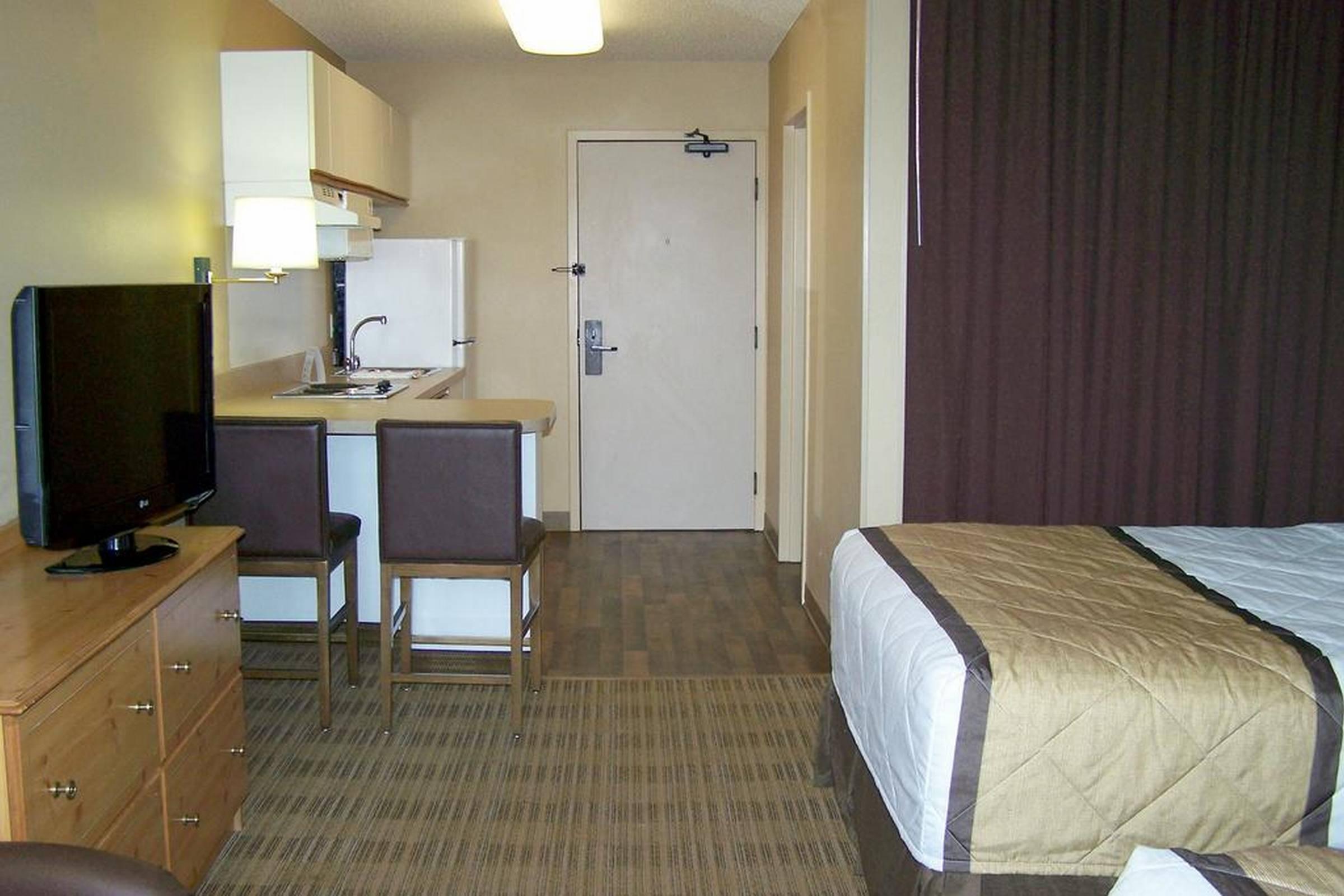 Extended Stay America Suites - Washington, Dc - Alexandria - Eisenhower Ave Eksteriør billede