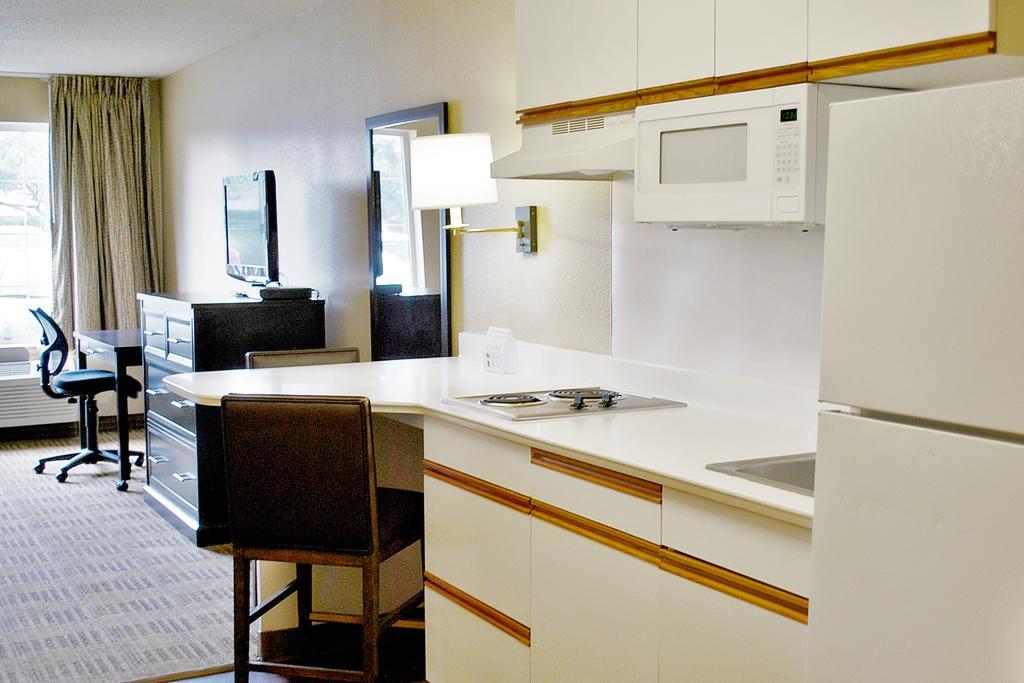 Extended Stay America Suites - Washington, Dc - Alexandria - Eisenhower Ave Eksteriør billede