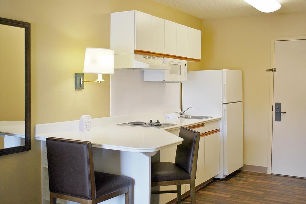 Extended Stay America Suites - Washington, Dc - Alexandria - Eisenhower Ave Eksteriør billede